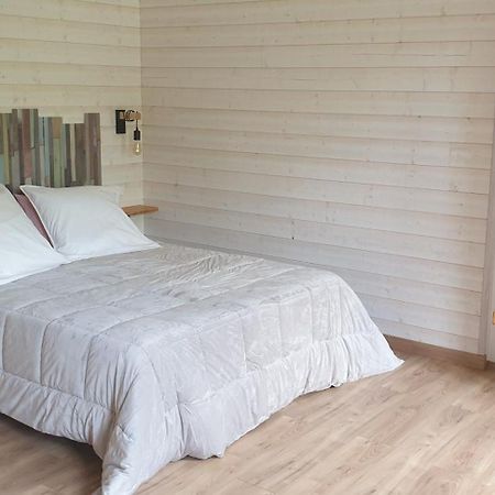 Chez Alexandra Bed & Breakfast Louchats Exterior foto