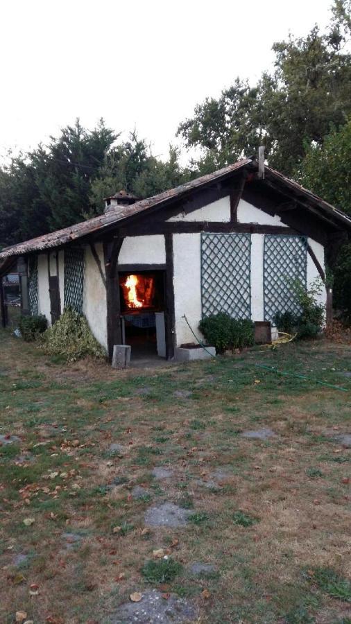 Chez Alexandra Bed & Breakfast Louchats Exterior foto